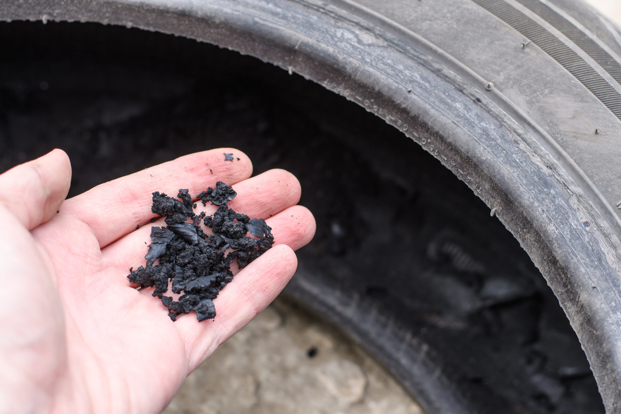 You are currently viewing The Environmental Benefits of Tire Recycling: Reducing Waste and Pollution